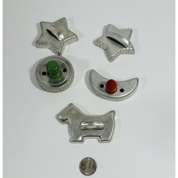 Cookie Cutters Vintage Metal Aluminum Biscuit Cutter Two Stars Moon Scotty Dog - Picture 8 of 8